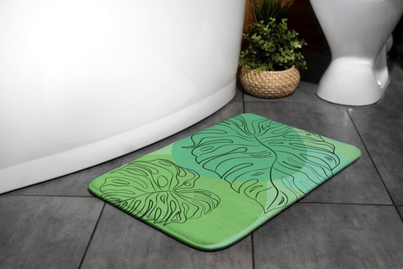 Tulup badeværelsesmåtte 75x45 cm med monstera-blade i polyester, vandafvisende, 1 stk.