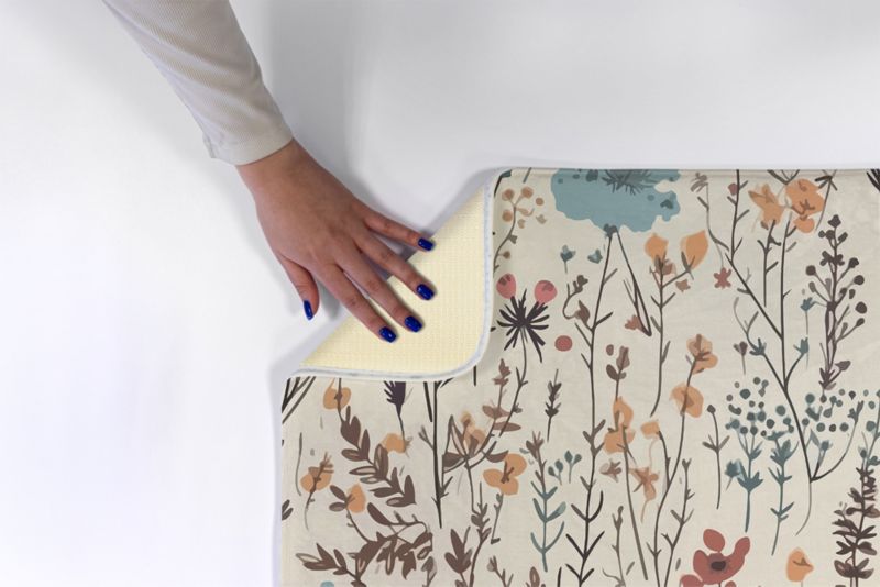 Blødt og skridsikkert soveværelsesgulvtæppe Tulup 75x45 cm med blomster og blade – 1 stk.