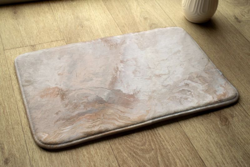 Blødt og skridsikkert soveværelsesgulvtæppe Tulup 90x60 cm med abstrakt marmormønster, 1 stk.