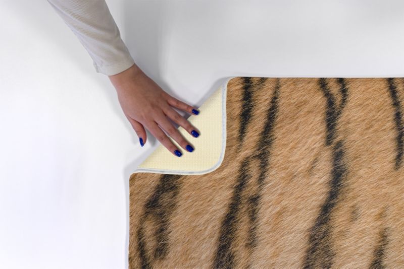 Blødt og skridsikkert soveværelsesgulvtæppe Tulup 90x60 cm med tigerpelsmønster, 1 stk.