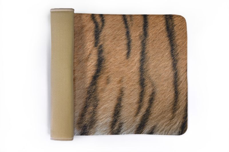 Blødt og skridsikkert soveværelsesgulvtæppe Tulup 90x60 cm med tigerpelsmønster, 1 stk.