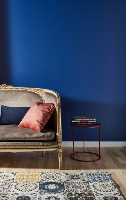 Dulux vægmaling og loftmaling i unik granatblå, 2,5 l