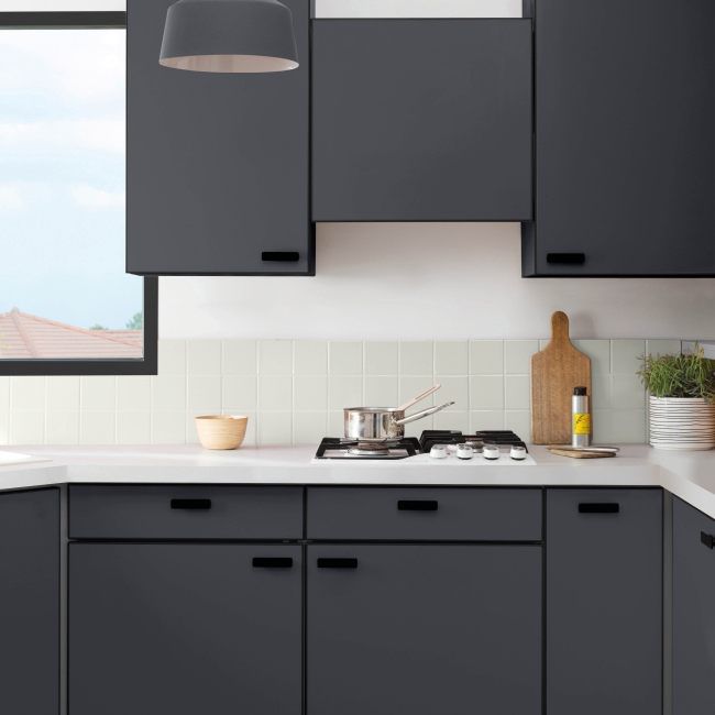 V33 Renoveringsmaling til møbler antracit satin 2 l