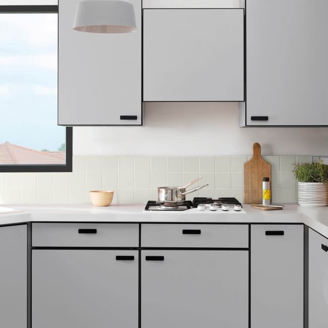 V33 renoveringsmaling til møbler lys grå satin 2 l