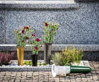 KADAX gravvase med nedstik - 23 cm grøn til blomster, 1 stk.