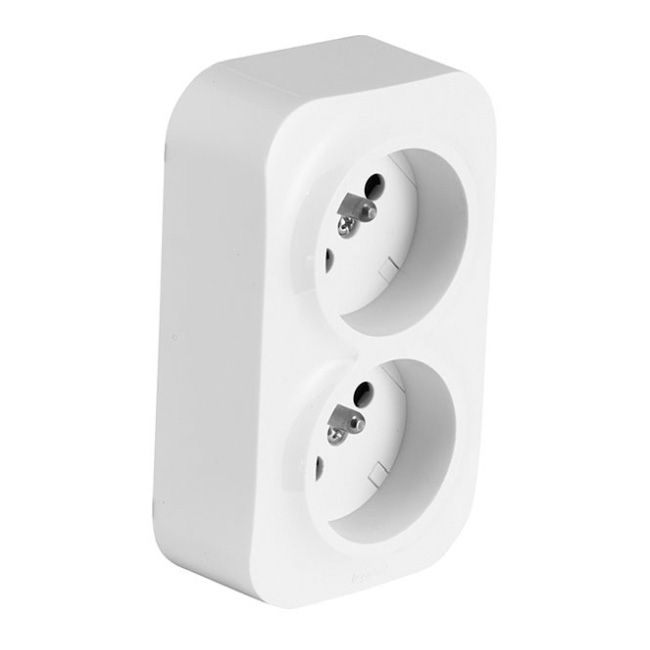 Legrand Forix dobbel stikkontakt til overflademontage med jord, hvid