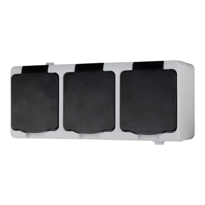 Jacobsen IP54 tredobbelt udendørs stikkontakt med jord, overflademonteret