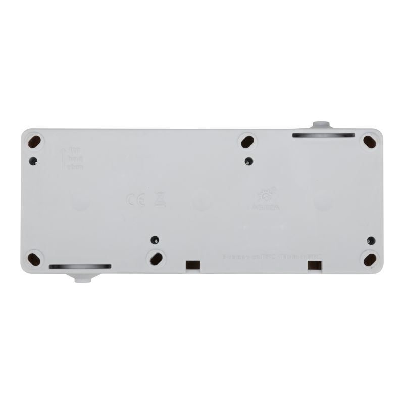 Jacobsen IP54 tredobbelt udendørs stikkontakt med jord, overflademonteret