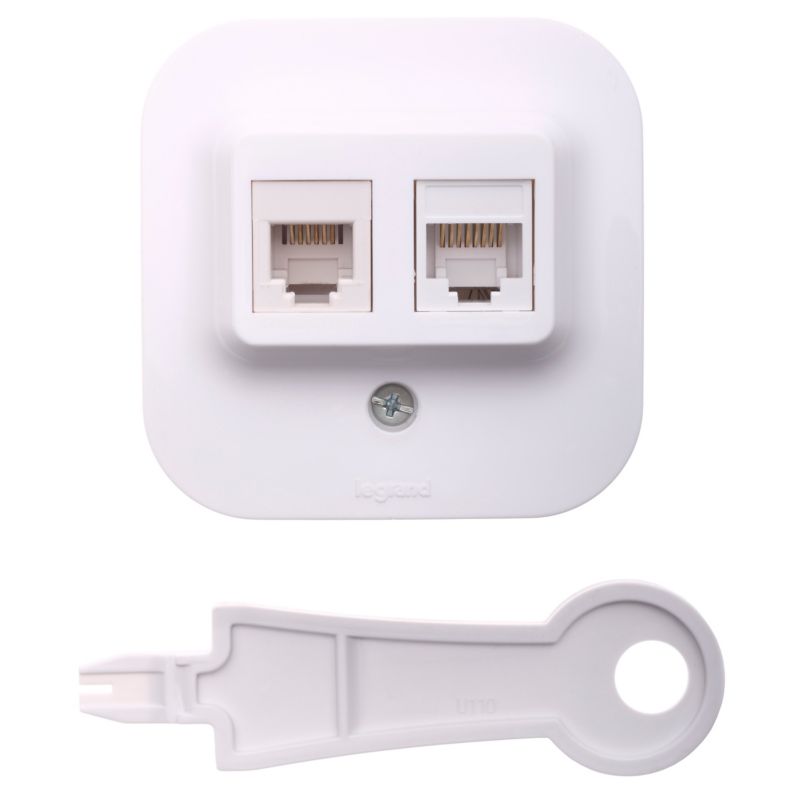 Legrand Forix overflademonteret telefon- og computerstik i hvid