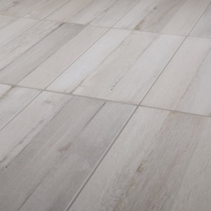 Frostbestandig glasurert porcelænsflise Norwegio GoodHome 30 x 60 cm lys grå 1,44 m²