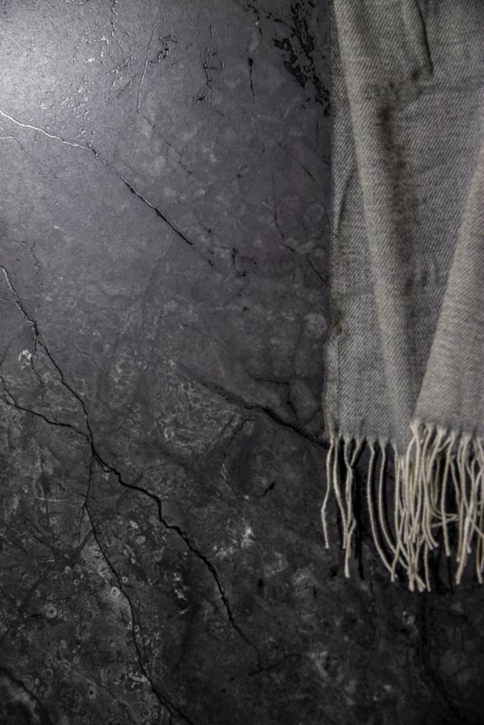 Riverstone storformatet porcelænsflise 80 x 160 cm sort 2,56 m²