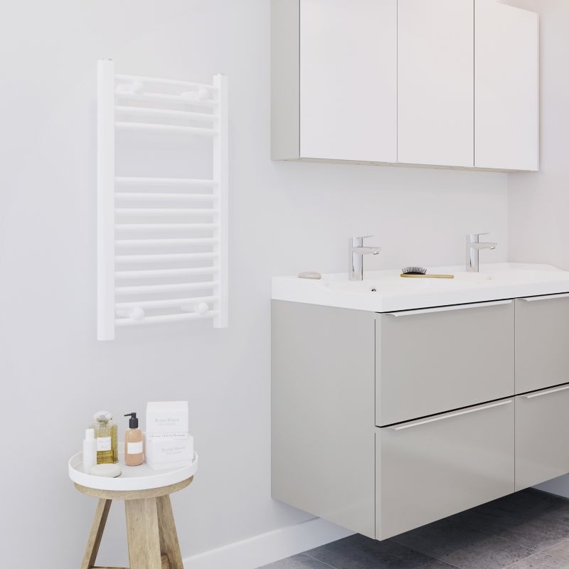 Profilvarmet badeværelsesradiator Blyss 700 x 400 mm hvid