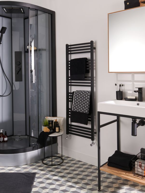 GoodHome Duala badeværelsesradiator 128 x 45 cm mat-sort