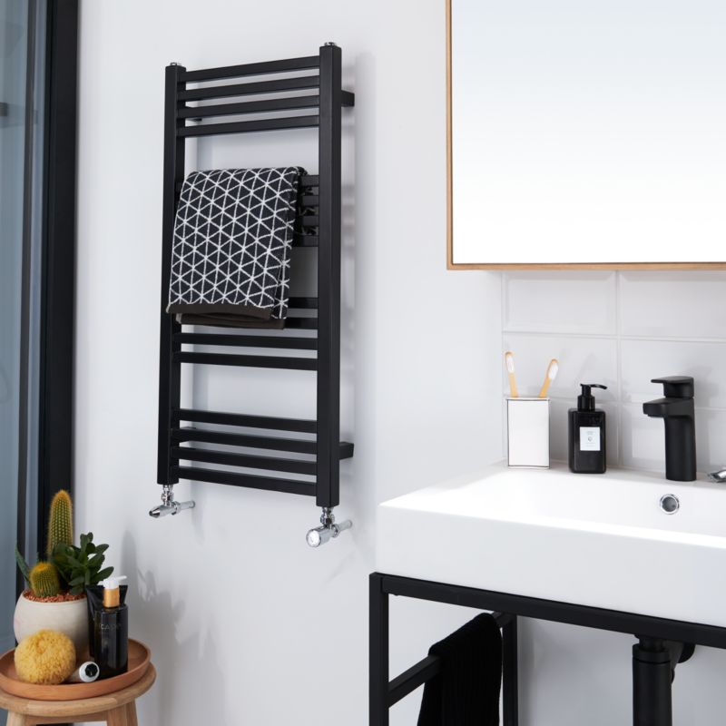 GoodHome Duala badeværelsesradiator 83 x 40 cm mat-sort