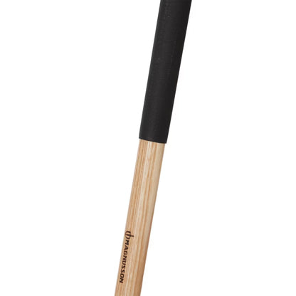 Hakke med Træskaft 149 cm