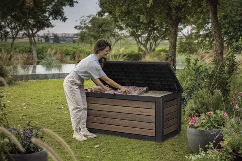 Hyndeboks Deco Walnut 630 Liter Brun