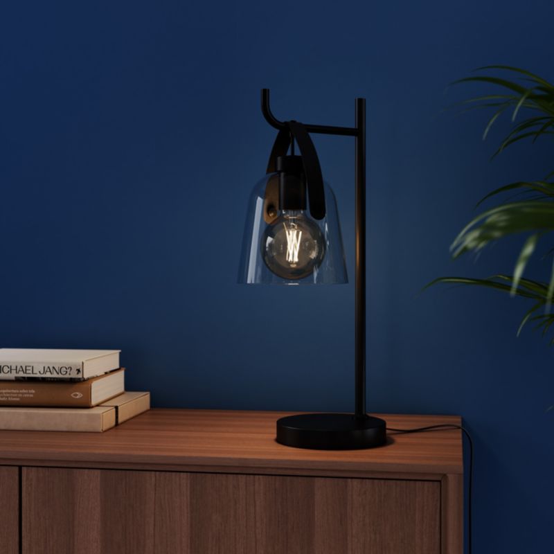Intelligent LED-filamentpære Amber Jacobsen Myko G95 E27 1055 lm CCT