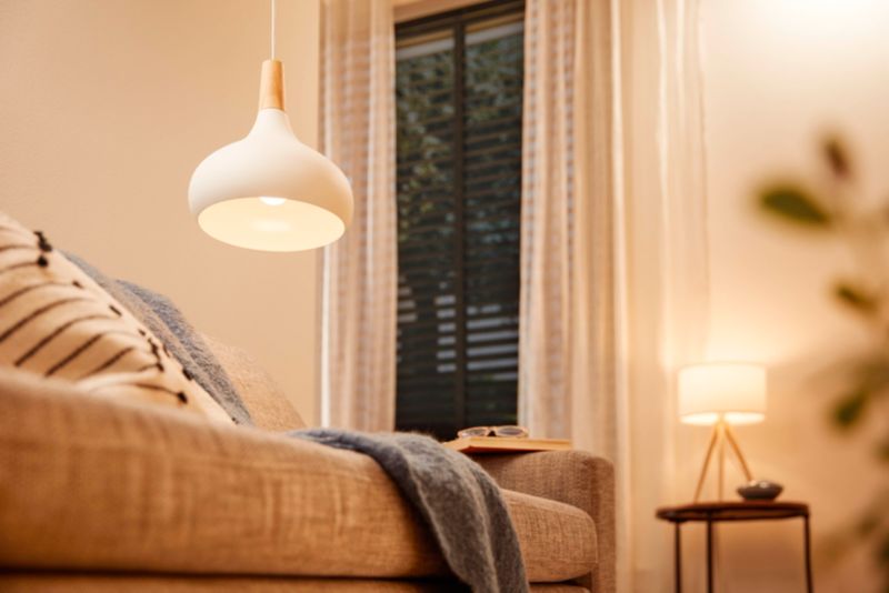 LED Smart Pære Philips SMD A60 E27 2700/6500 K Hvid
