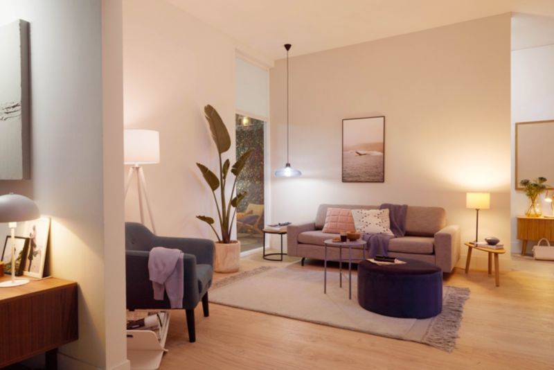 Smart LED-pære Philips SMD A67 E27 RGB