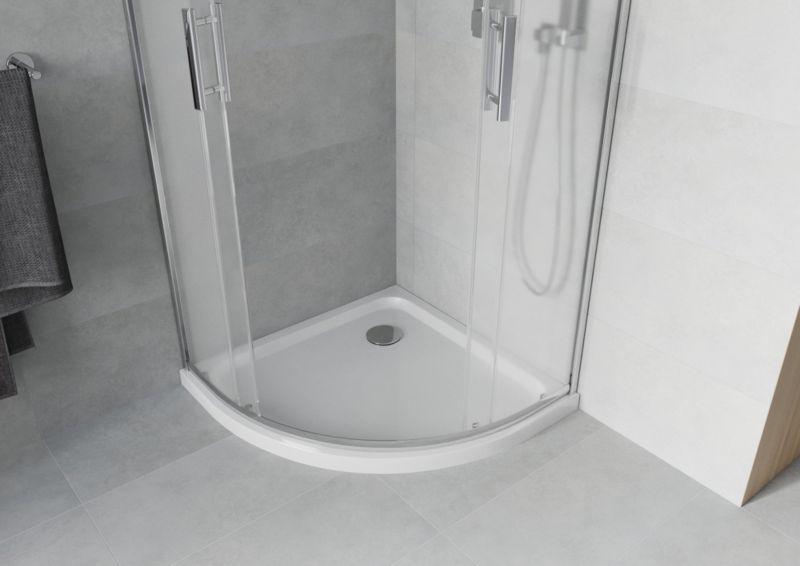 https://media2.castorama.pl/is/image/CastoramaPL/kabina-prysznicowa-mexen-rio-p-okr-g-a-80-x-80-cm-szron-chrom-brodzik-flat-bia-y~5907709165786_05c_MP