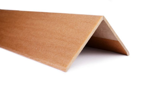 Kartonvinkel 4 x 4 x 120 cm, tykkelse 3 mm, 100 % FSC