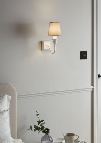 GoodHome Tulou E14 væglampe i hvid