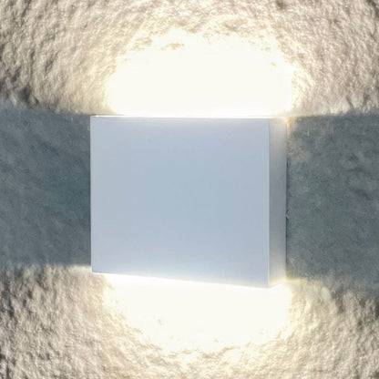 LED-væglampe Chicago 11x9 cm Hvid IP44 4000K