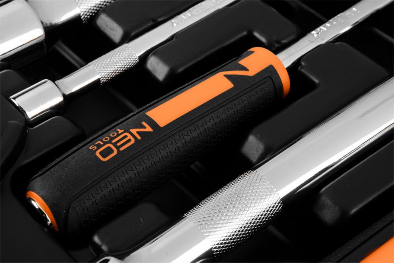 NEO TOOLS topnøglesæt 1/2" og 1/4", 73 dele, 1 sæt