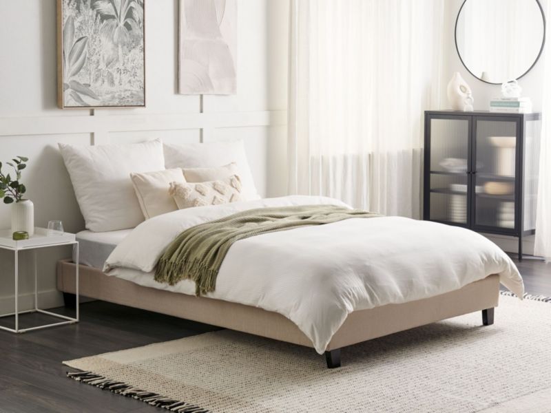 https://media2.castorama.pl/is/image/CastoramaPL/-ko-bez-zag-wka-roanne-140-x-200-cm-be-owy-1-szt-~4260624110134_02c_MP?$MOB_PREV$&$width=2400&$height=2400