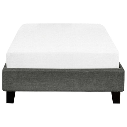 https://media2.castorama.pl/is/image/CastoramaPL/-ko-bez-zag-wka-roanne-90-x-200-cm-szary-1-szt-~4260624110097_05c_MP?$MOB_PREV$&$width=1200&$height=1200