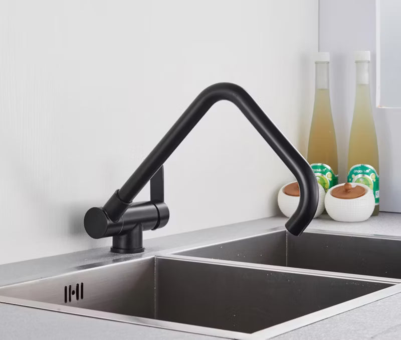 Køkkenarmatur LAMENA med Foldbar Tud Messing Retro