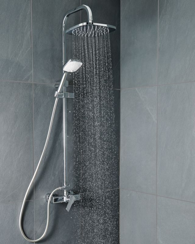 Brusesøjle Teesta med Armatur Krom 163,9 cm