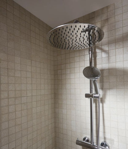 Weddell brusekolonne Ø 30 cm med 3 funktioner og termostatbatteri