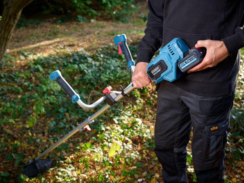 Erbauer 18 V 23 cm akku‑ryddesav uden batteri