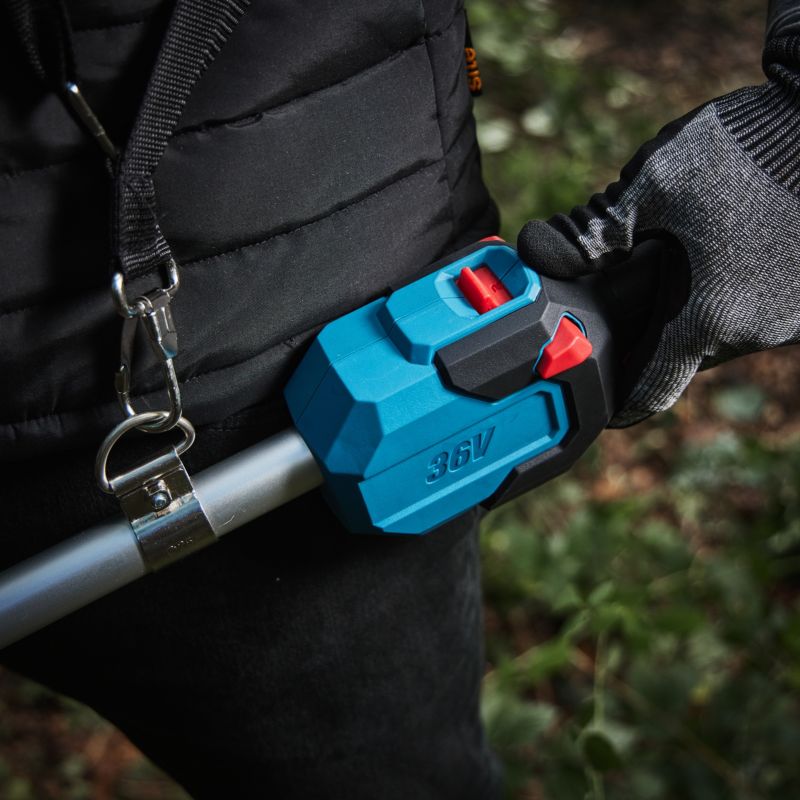Erbauer 36 V akku-skovl med 38/25 cm klippebredde