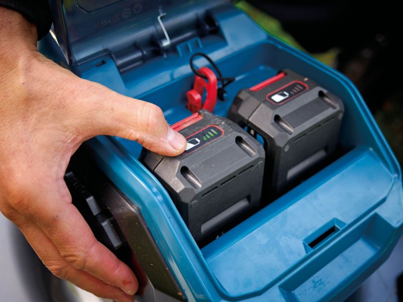 Erbauer akku-plæneklipper 2 x 18 V 46 cm med 2 x 5 Ah batterier