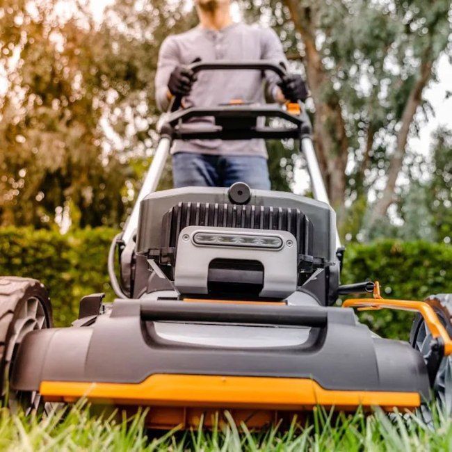 Worx WG761E 80 V batteridrevet plæneklipper