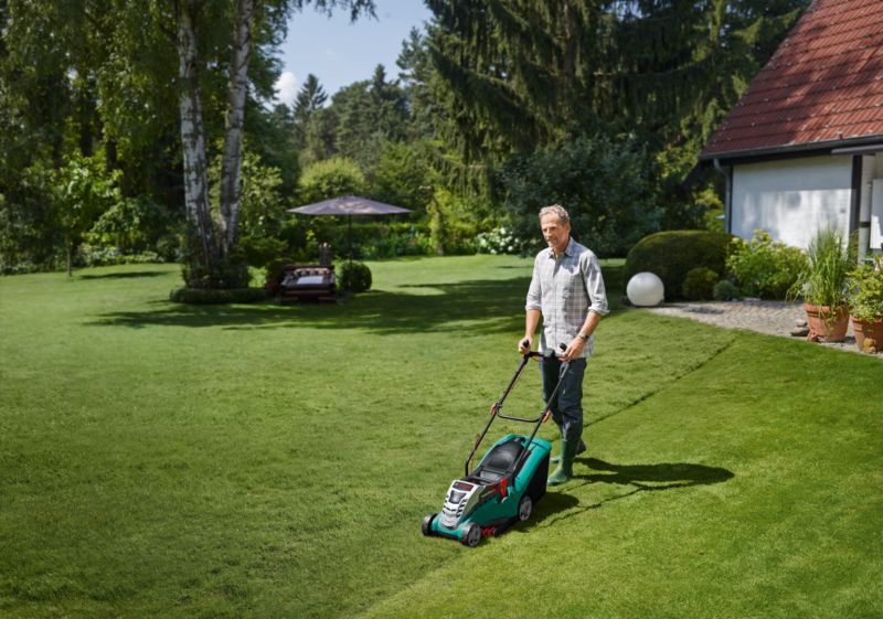 Bosch Rotak elektrisk plæneklipper 1200 W 32 cm