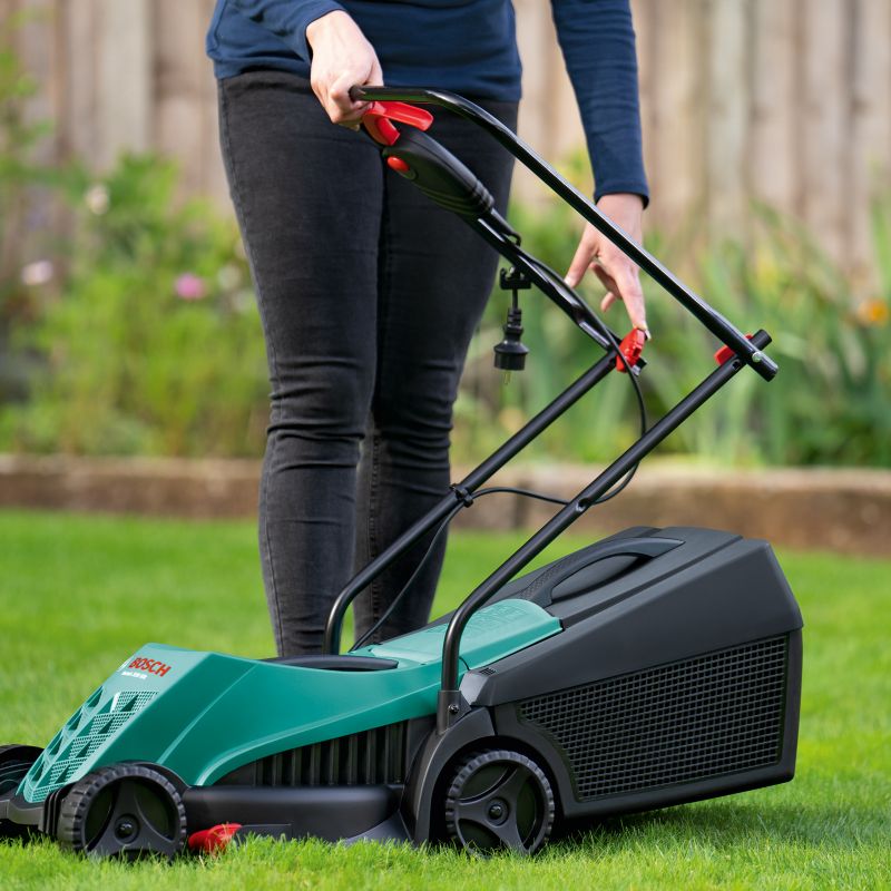 Bosch Rotak elektrisk plæneklipper 1200 W 32 cm