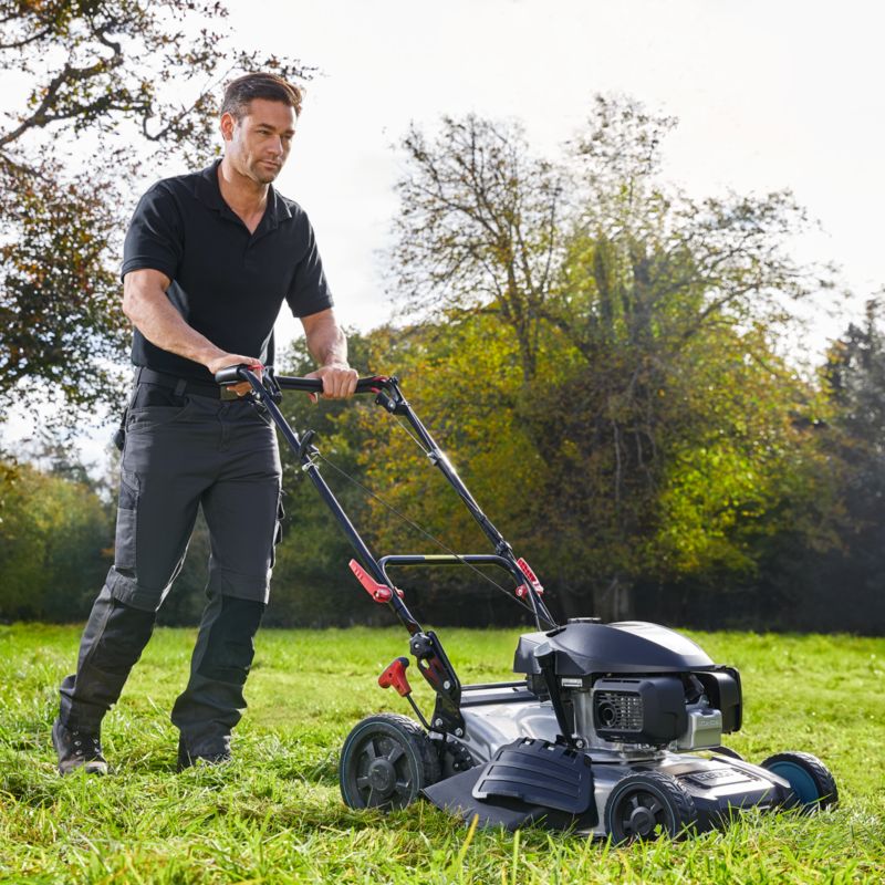 Erbauer GCV145 benzindrevet plæneklipper med fremdrift, 46 cm