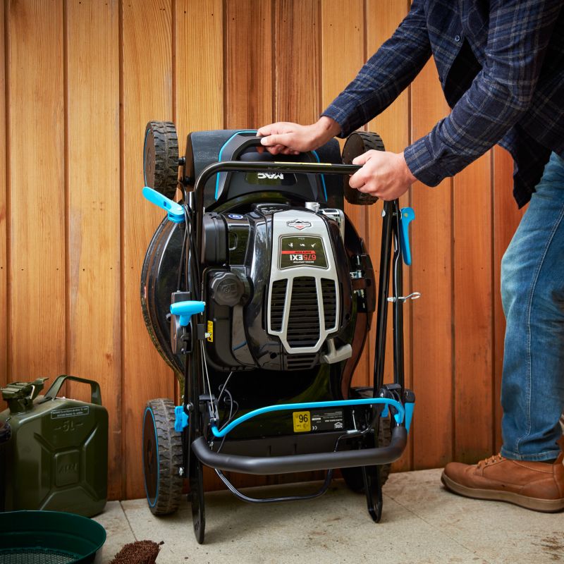 Benzindrevet plæneklipper med fremdrift MacAllister B&S 675EXI 51 cm