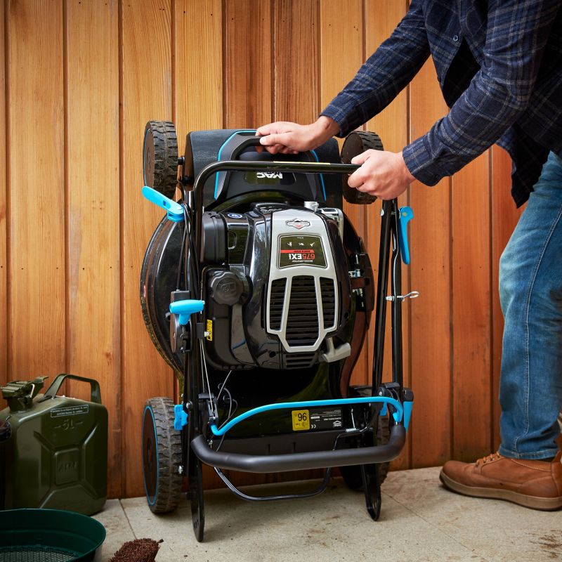 Benzindrevet plæneklipper med fremdrift MacAllister B&S 675EXI 51 cm