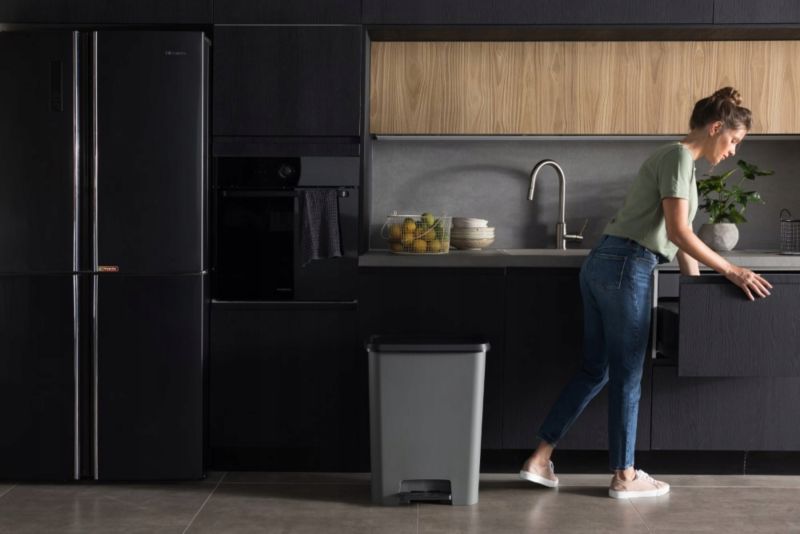 Affaldsspand med pedal Curver Compatta mørkegrå 23L+23L