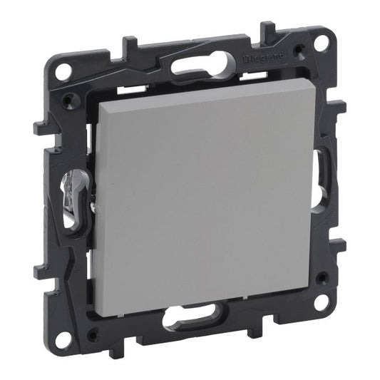 Enkelt afbryder Legrand Niloe Step aluminium