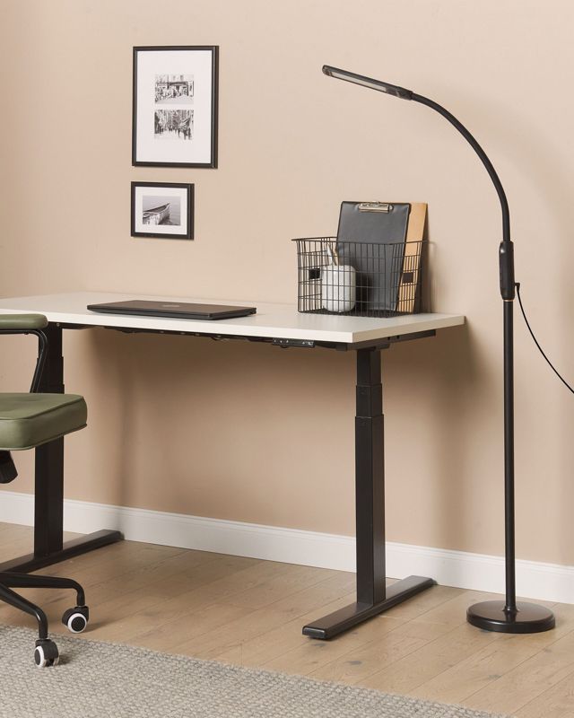 Apus Metal gulvlampe sort 1 stk.