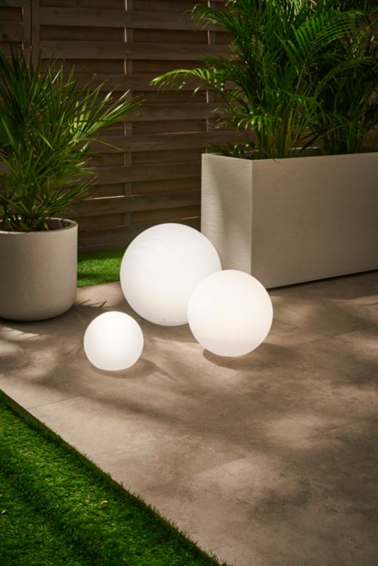 Goldlux solcellelampe Kula 4000 K 20 cm