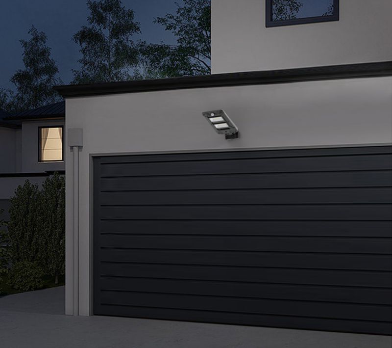 GoodHome Anaheim solcelle-gadelampe med bevægelsessensor 1000 lm 4000K sort