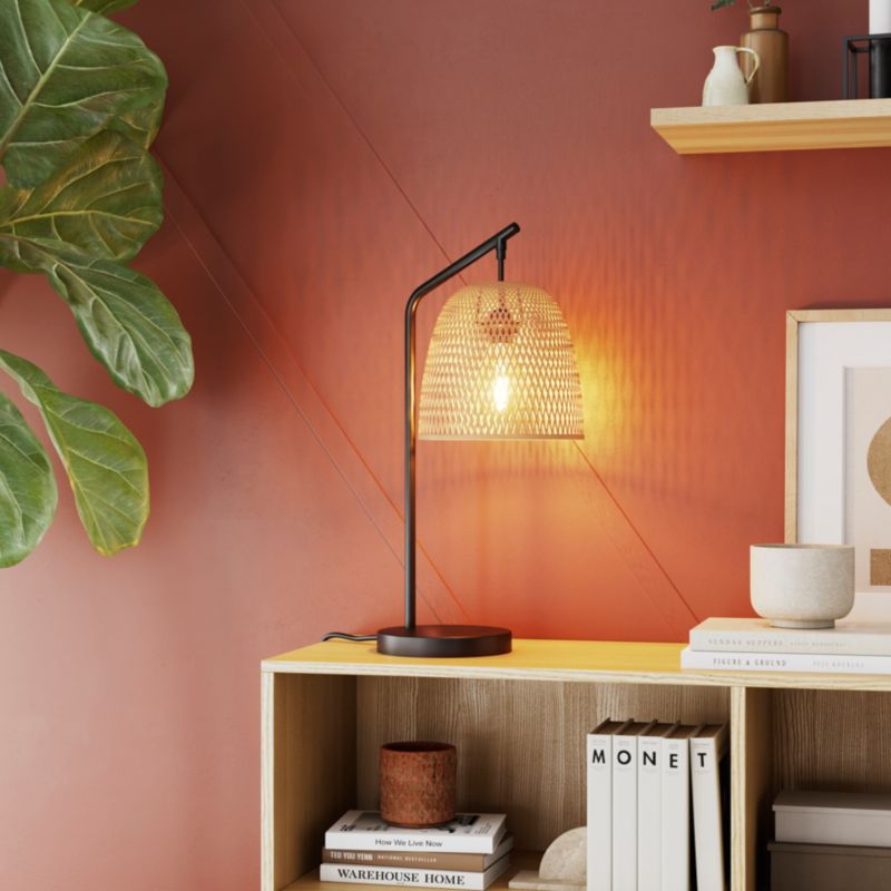 GoodHome Calume 1-punkts bordlampe med E14-fatning i bambus