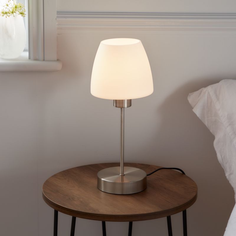 GoodHome Kluan bordlampe E14 mat‑krom