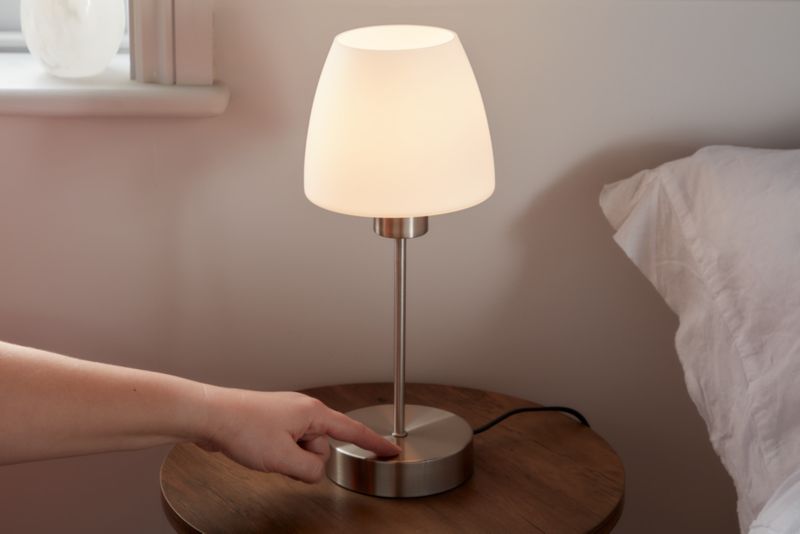 GoodHome Kluan bordlampe E14 mat‑krom